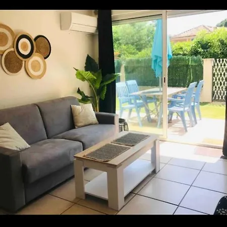 Agreable T2 Avec Terrasse Cavalaire-sur-Mer