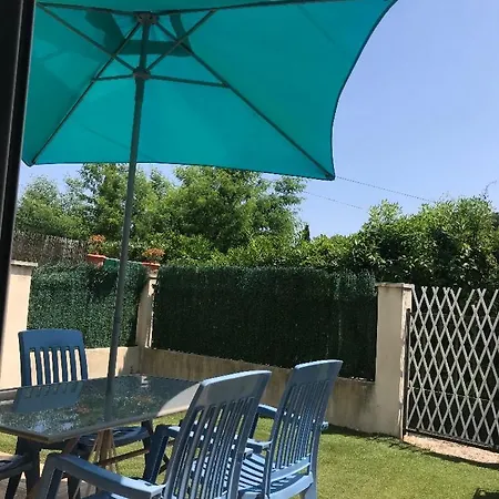 Agreable T2 Avec Terrasse Διαμέρισμα